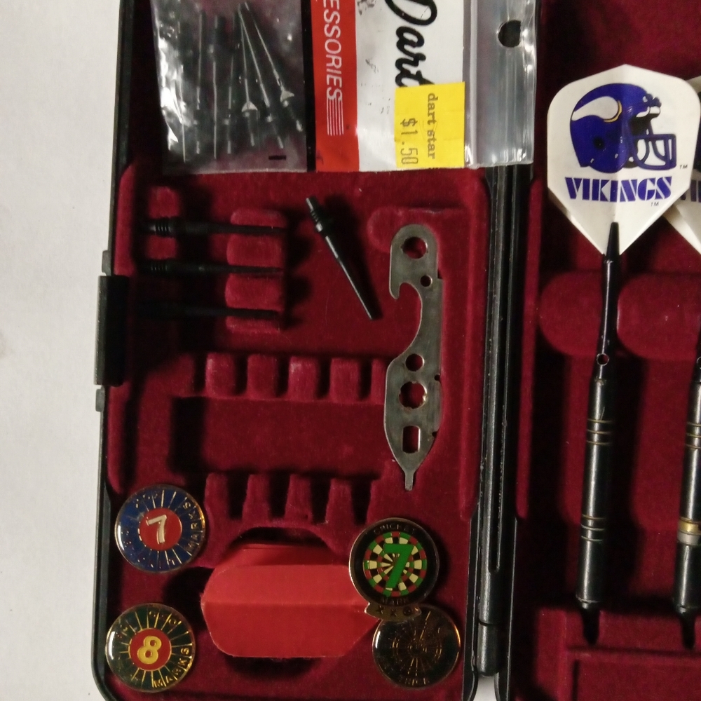 Viking dart set with extra tips and markers - Picture 4 of 7